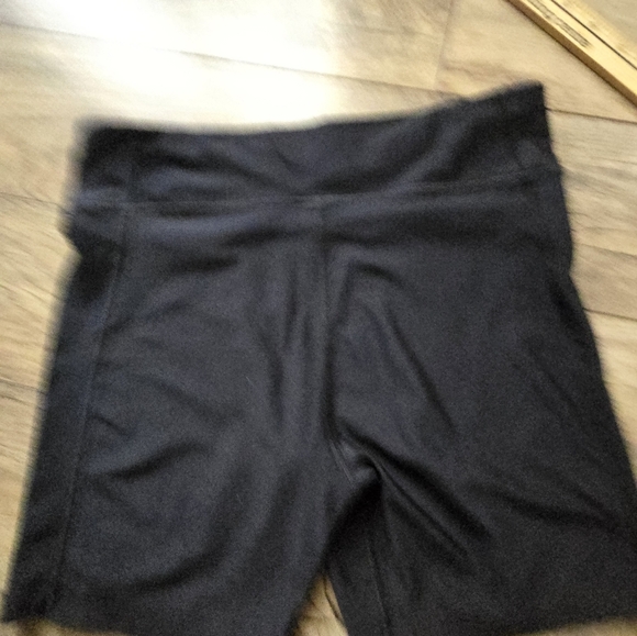 Under Armour Compression Womens Medium Black Shorts - Picture 6 of 6